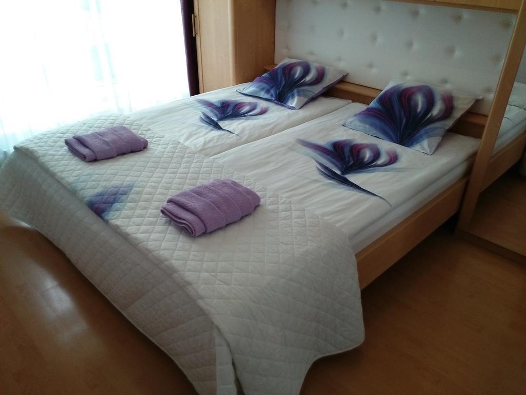 Apartment Villa Ksenija أوستيند الغرفة الصورة